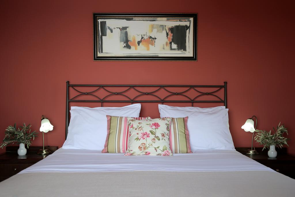Yalis Hotel Votsi  Eksteriør bilde