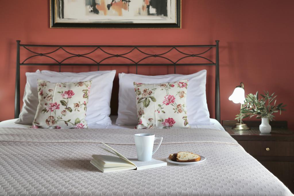 Yalis Hotel Votsi  Eksteriør bilde